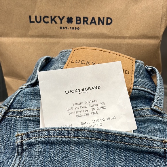 Women’s Lucky brand jeans - Picture 5 of 5